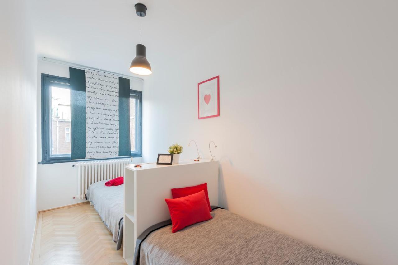 New Design Apartment By Gozsdu Court ブダペスト エクステリア 写真
